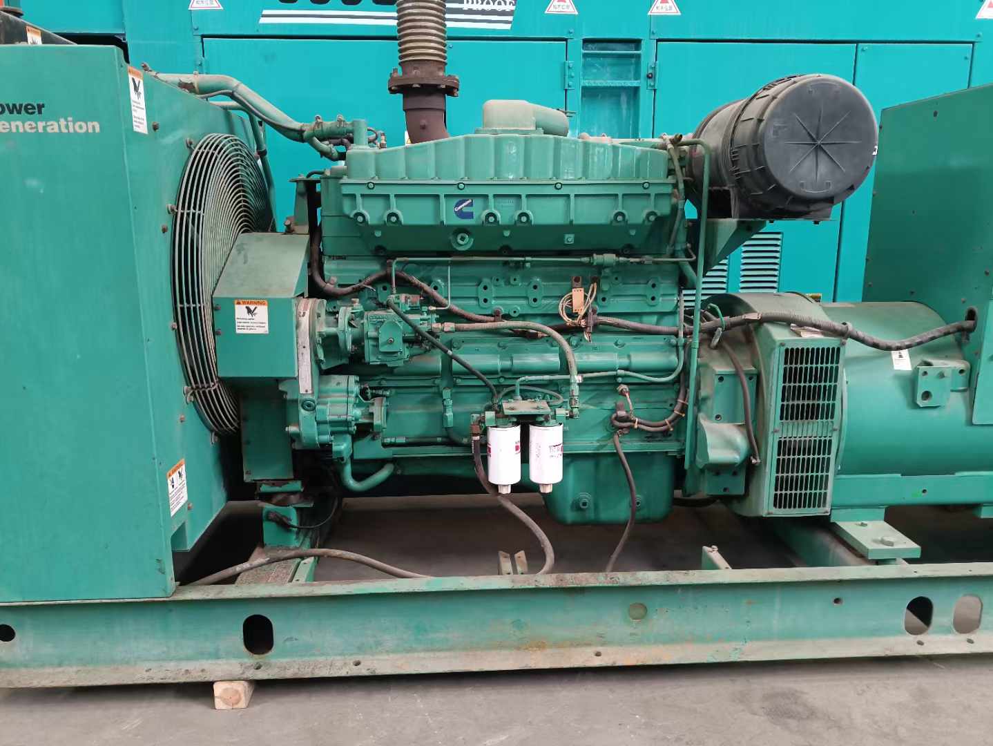利津过载会对 600kW 柴油发电机组造成哪些损害？