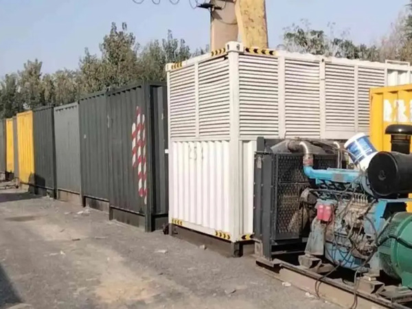 利津200KW柴油发电机机组每小时油耗是多少?